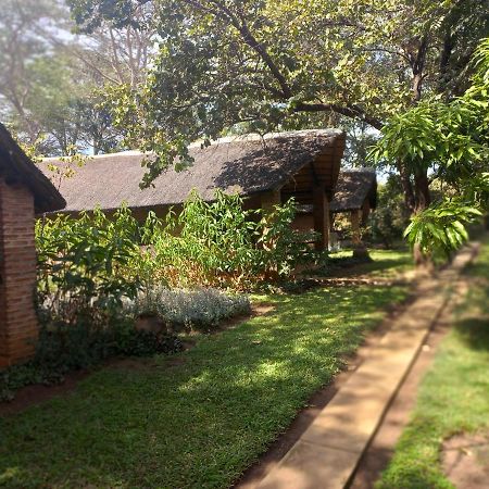 Barefoot Lodge And Safaris - Malawi Lilongwe Bagian luar foto