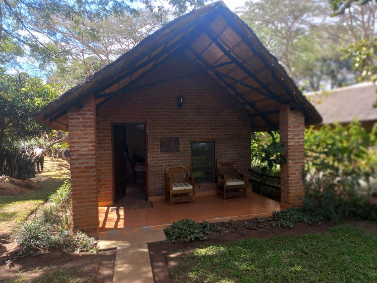 Barefoot Lodge And Safaris - Malawi Lilongwe Bagian luar foto