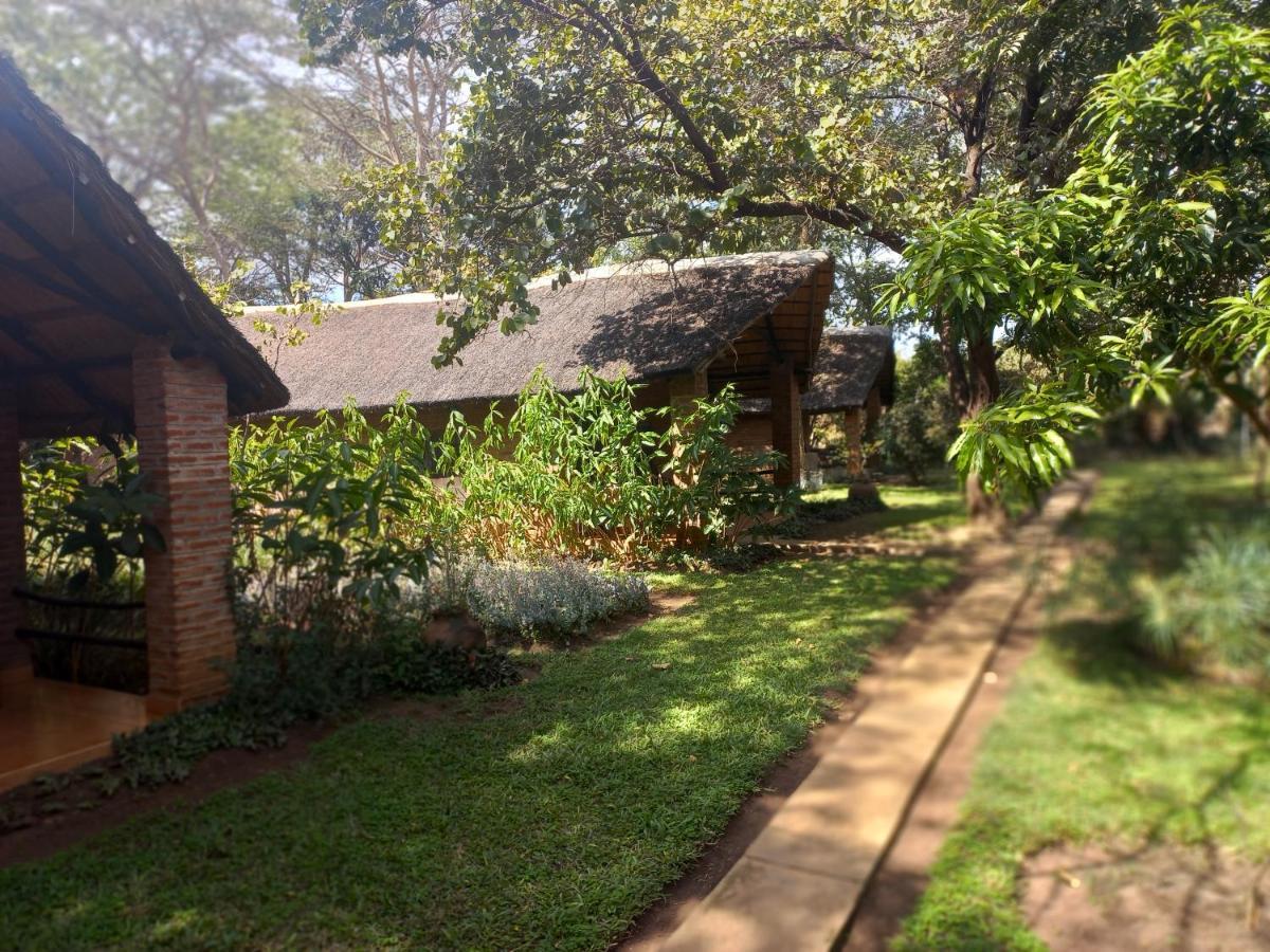 Barefoot Lodge And Safaris - Malawi Lilongwe Bagian luar foto