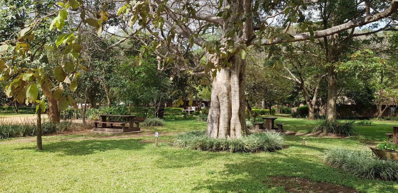 Barefoot Lodge And Safaris - Malawi Lilongwe Bagian luar foto
