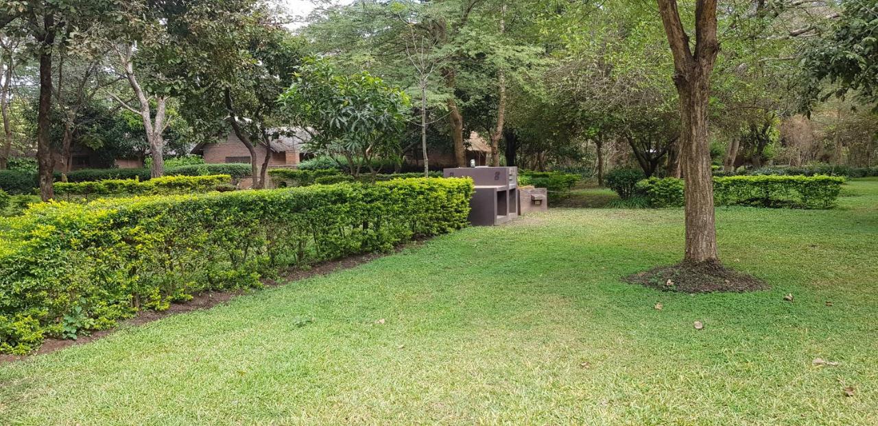 Barefoot Lodge And Safaris - Malawi Lilongwe Bagian luar foto