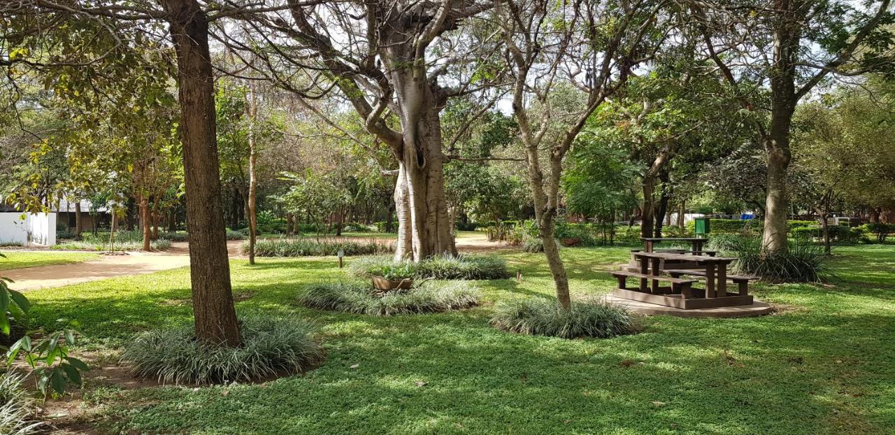 Barefoot Lodge And Safaris - Malawi Lilongwe Bagian luar foto